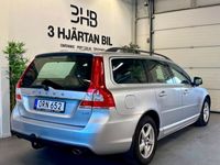 begagnad Volvo V70 D4 Momentum Buisness Edition II l D-värm l Drag l