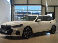 Begagnad BMW 530e Shadowline 2026 Vit Kombi