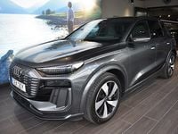 Begagnad Audi Q6 e-tron S-Line 285 kW (388 HK) 2024 Grå SUV