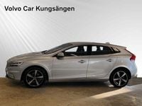Begagnad Volvo V40 Business Edition 124 HK (91 kW) 2016 Silver Halvkombi