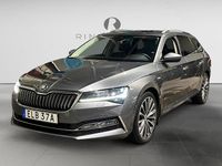 Begagnad Skoda Superb 2022 Grå Kombi