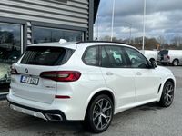 begagnad BMW X5 X5xDrive 45e M Sport | H&K | Dragkrok | Panorama