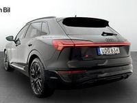 Begagnad Audi Q8 e-tron S-Line 300 kW (408 HK) 2024 Svart SUV
