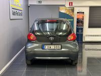 begagnad Toyota Aygo 5-dörrar 1.0 VVT-i Euro 4 NYBESIKTAD NYSERVAD