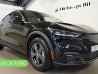 Begagnad Ford Mustang Mach-E 216 kW (294 HK) 2022 Svart SUV