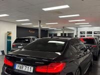 Begagnad BMW M550 462 HK (339 kW) 2017 Svart Sedan