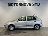 Begagnad Skoda Fabia 64 HK (47 kW) 2007 Silver