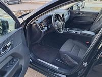Begagnad Volvo XC60 Core 253 HK (186 kW) 2023 Svart SUV