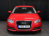 Begagnad Audi A3 Comfort 105 HK (77 kW) 2011 Röd Halvkombi