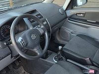 Begagnad Suzuki SX4 107 HK (78 kW) 2006 Halvkombi