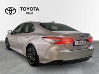Begagnad Toyota Camry Hybrid Executive 220 HK (161 kW) 2019 Brun Sedan