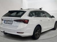 Begagnad Skoda Octavia 116 HK (85 kW) 2022 Vit Kombi