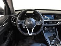 begagnad Alfa Romeo Stelvio 2.2 JTD 16V Q4 Aut Super Skinn/tyg B-Kame