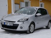 Begagnad Renault Clio R.S. 75 HK (55 kW) 2010 Silver Halvkombi