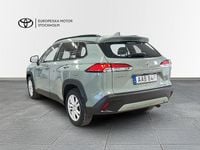 Begagnad Toyota Corolla Cross Active 197 HK (144 kW) 2024 Grön SUV