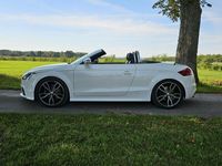 begagnad Audi TT Roadster S 272 hk, manuell , Milltek