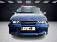 Begagnad Opel Calibra 170 HK (125 kW) 1997 Blå Sportkupé