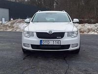 Begagnad Skoda Superb 105 HK (77 kW) 2012 Kombi