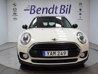 Begagnad Mini Cooper Clubman Essential 136 HK (100 kW) 2015 Vit Kombi