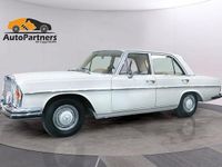 Begagnad Mercedes S250 131 HK (96 kW) 1966 Vit Sedan