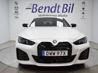 Begagnad BMW i4 Comfort Edition 442 kW (601 HK) 2025 Mineralvit metallic Sedan