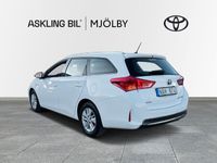 begagnad Toyota Auris Touring Sports 1.8 Hybrid Active