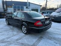 Begagnad Mercedes E220 170 HK (125 kW) 2007