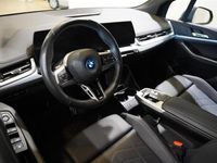 Begagnad BMW 225 Active Tourer M Sport 245 HK (180 kW) 2023 Grå Minibuss
