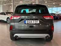 begagnad Ford Kuga Titanium PHEV 64KM Vinter Pkt. GPS 2023, SUV