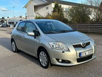 begagnad Toyota Auris 5-dörrar 1.6 Dual VVT-i / DRAG / 13000 mil