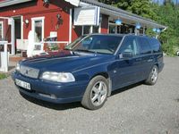 begagnad Volvo V70 2.4 140hk