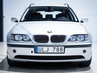 Begagnad BMW 320 170 HK (125 kW) 2003 Ljusgrå Kombi