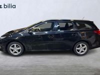 begagnad Toyota Auris Touring Sports 1.6 Active Drag Värmare V-Hjul 2013, Halvkombi