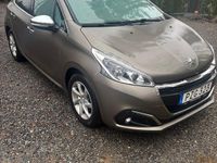 Begagnad Peugeot 208 82 HK (60 kW) 2015 Halvkombi