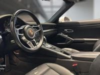 Begagnad Porsche 911 Carrera 370 HK (272 kW) 2017 Vit Cab