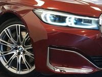 Begagnad BMW 745 Comfort Edition 394 HK (289 kW) 2021 Röd Sedan