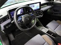 Begagnad Renault 5 E-Tech 110 kW (150 HK) 2025 Grön Halvkombi