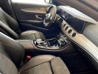 Begagnad Mercedes E220 AMG line 194 HK (142 kW) 2018 Grå Sedan