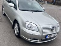 begagnad Toyota Avensis Liftback 2.0 D-4 VVT-i