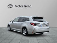 Begagnad Toyota Corolla Style 124 HK (91 kW) 2020 Silver Kombi