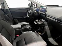 Begagnad MG MG4 EV 150 kW (204 HK) 2024 Svart Halvkombi