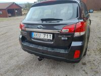 begagnad Subaru Outback 2.0 4WD Lineartronic Euro 5