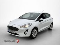 Begagnad Ford Fiesta Titanium 101 HK (74 kW) 2018 Vit Halvkombi