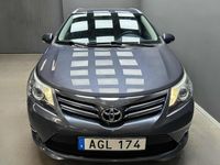 Begagnad Toyota Avensis Edition 147 HK (108 kW) 2014 Mörkblå (blå) Kombi