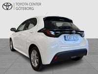 Begagnad Toyota Yaris 2022 Vit Halvkombi