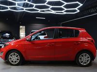 Begagnad Hyundai i20 Premium 101 HK (74 kW) 2013 Röd Halvkombi