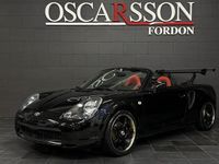 Begagnad Toyota MR2 141 HK (103 kW) 2002 Svart Cab