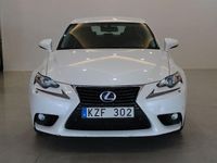Begagnad Lexus IS300h Executive Line 220 HK (161 kW) 2013 Vit Sedan