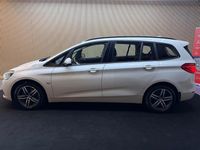 Begagnad BMW 218 Gran Tourer Sport Line 150 HK (110 kW) 2016 Vit Minibuss
