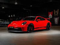 Begagnad Porsche 992 510 HK (375 kW) 2022 Röd